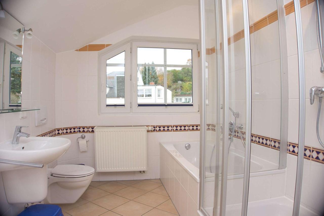 Balkon Mit Traumhaften Meerblick, Gratis Nutzung Vom Ahoi Erlebnisbad Und Sauna In Sellin Duenenhaus Fewo05 Гьорен Екстериор снимка